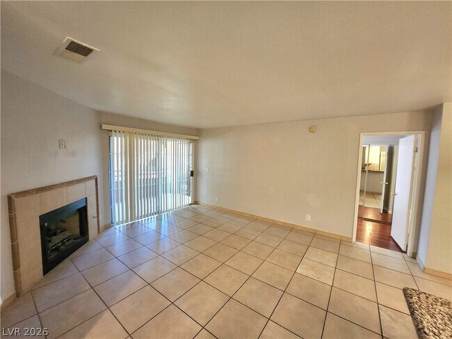 Building Photo - 2200 S Fort Apache Rd