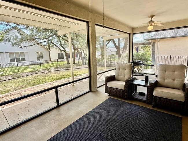 Building Photo - 103 Whispering Wind Dr