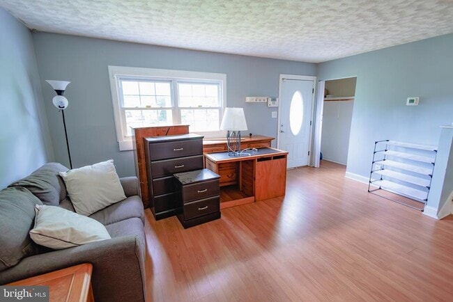 Building Photo - 419 University Blvd