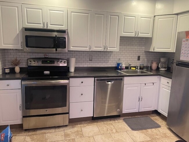 Building Photo - Lovely 2 bedroom in Broomall