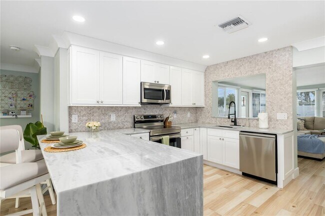 Building Photo - 3719 118th St W