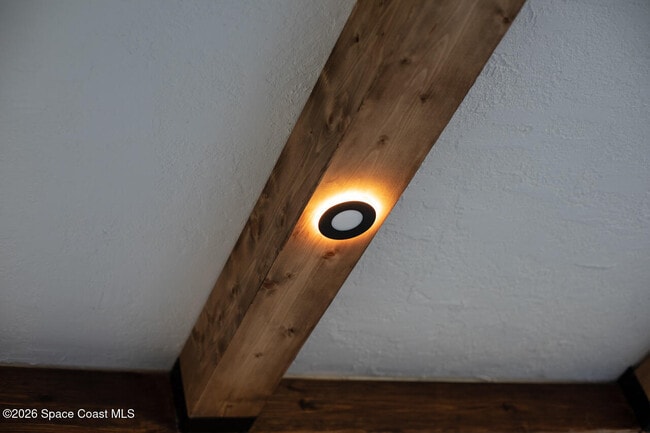 Building Photo - 177 Woodland Dr