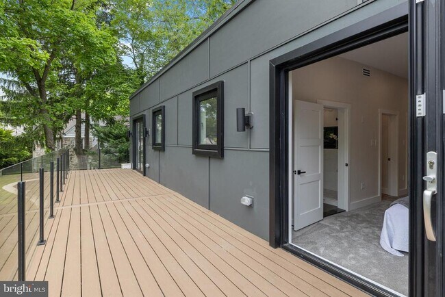 Building Photo - 354 Winding Wy