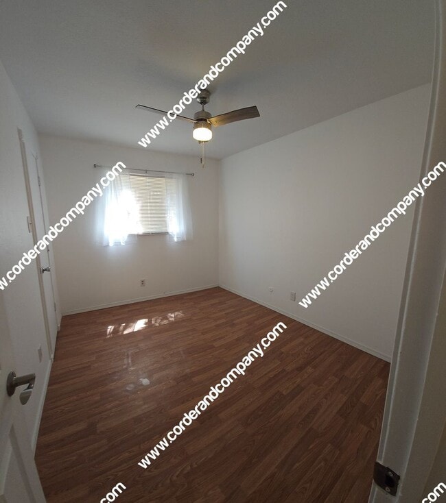 Building Photo - Nice 3 Bedroom, 2 Bathroom and 1,120 Sq Ft. Home Great Location in NE Heights.