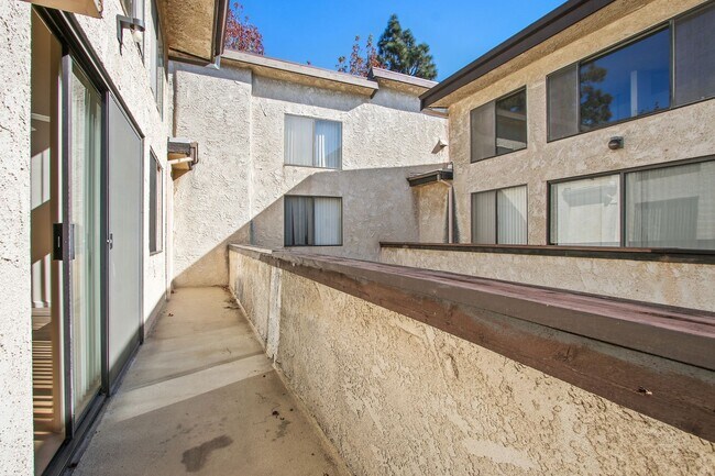 Building Photo - 3415 McLaughlin Ave