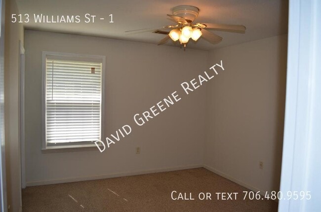 Building Photo - 513 Williams St