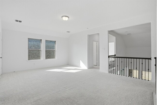 Building Photo - 537 Oakmoss St