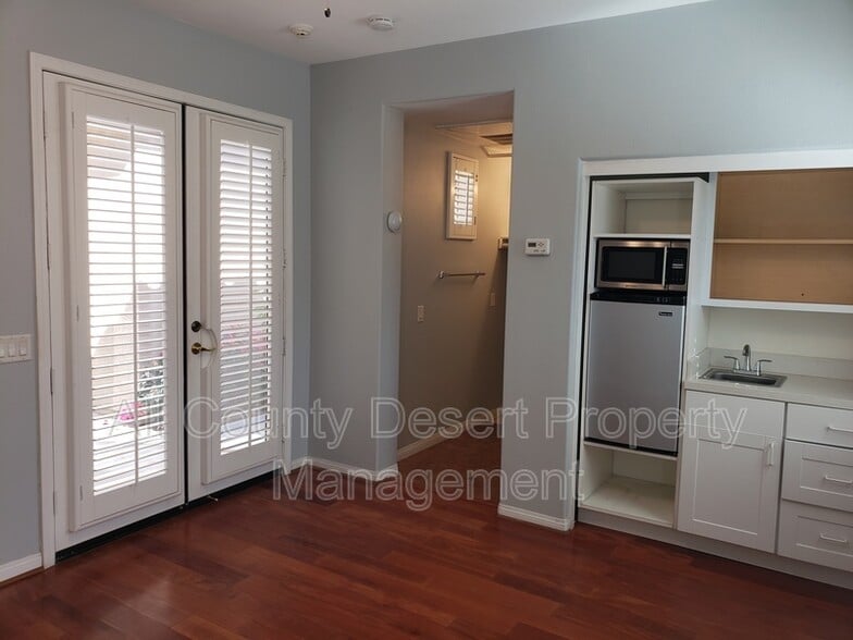 Building Photo - 49839 Pacino St