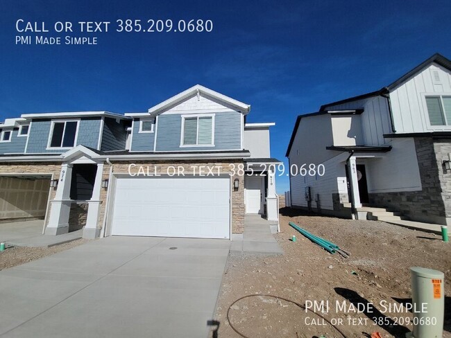 Building Photo - Brand New End Unit!! Open Floor Plan 3 Bed...