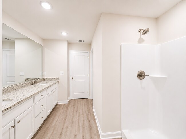 Building Photo - 201 Harvest Ridge Ln