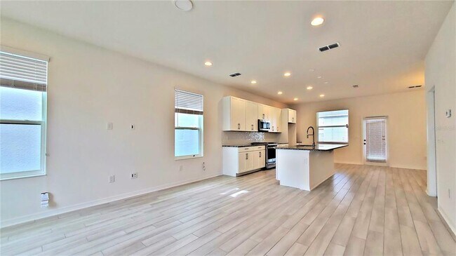 Building Photo - 12537 Encore At Ovation Way