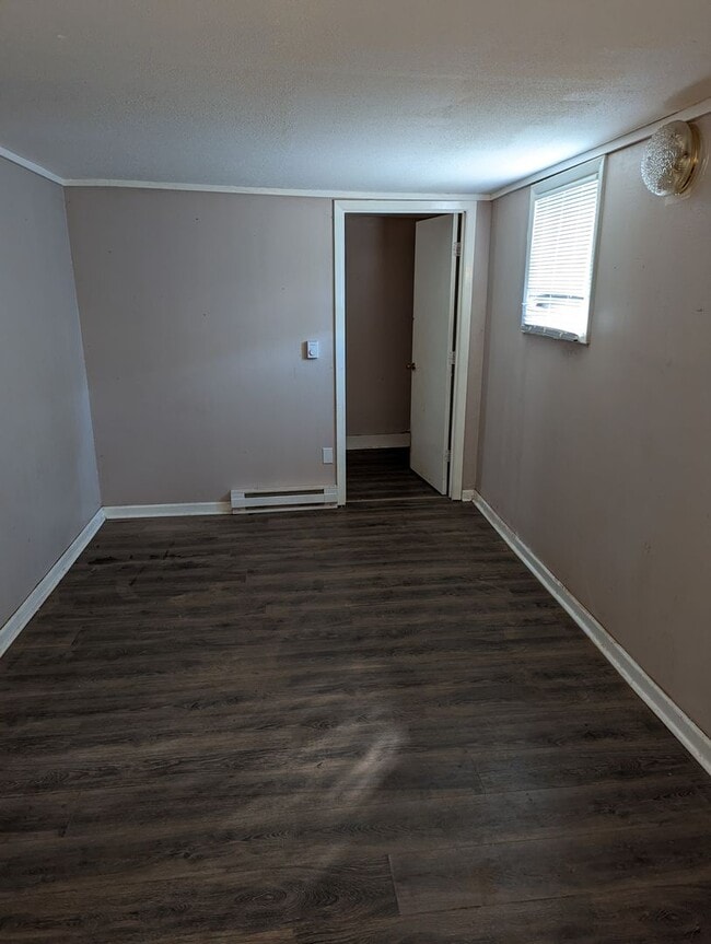 Building Photo - Cute and spacious home for rent.