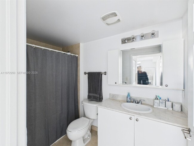 Building Photo - 275 NE 18th St