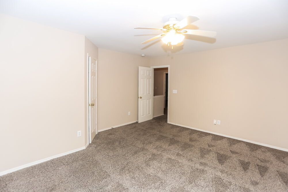 Building Photo - 9403 Swallowtail Ln