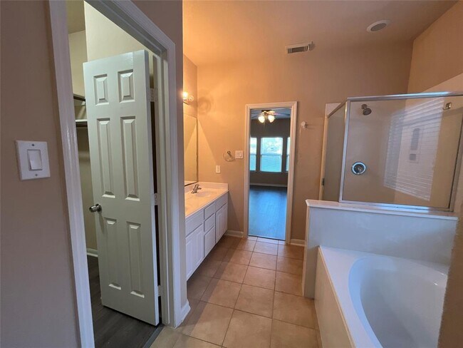 Building Photo - 13108 Shallow Falls Ln