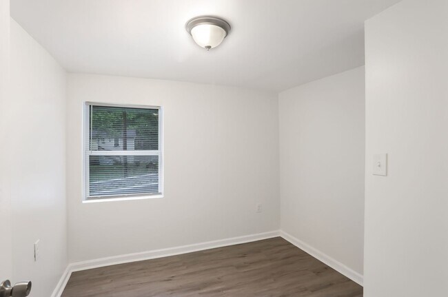 Building Photo - 1310 Pirkle Rd