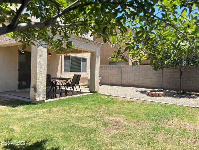 Building Photo - 7265 W Glenn Dr