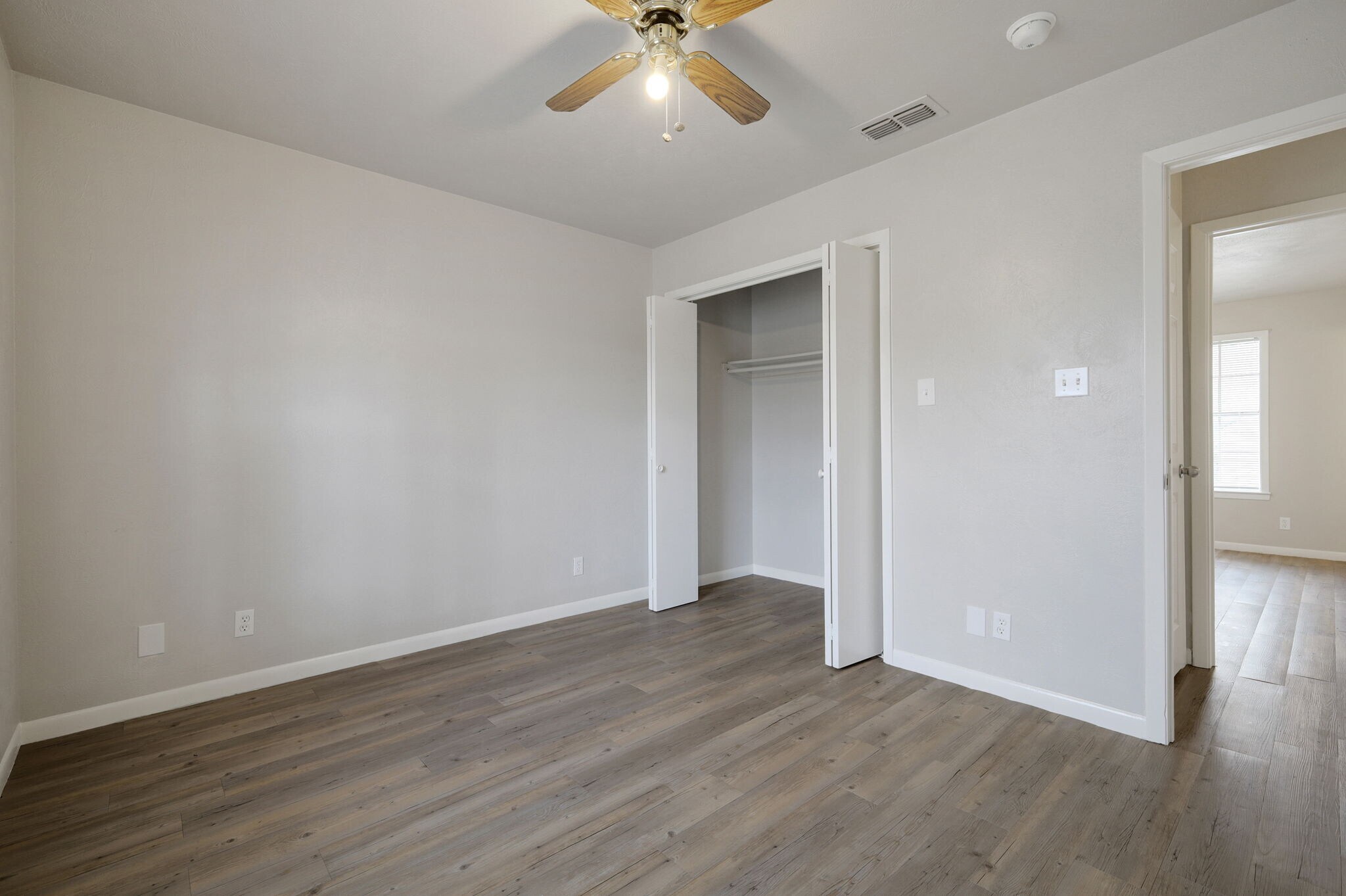 Building Photo - 608 Uland St