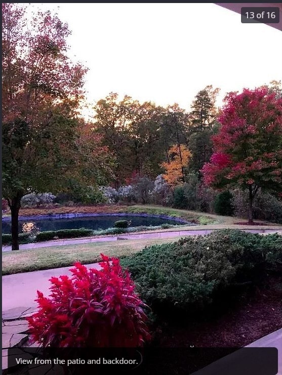 Building Photo - 14608 Via Sorrento Dr