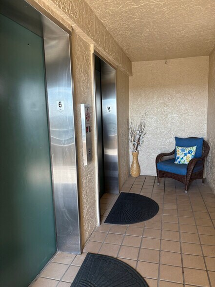 Building Photo - 4565 S Atlantic Ave