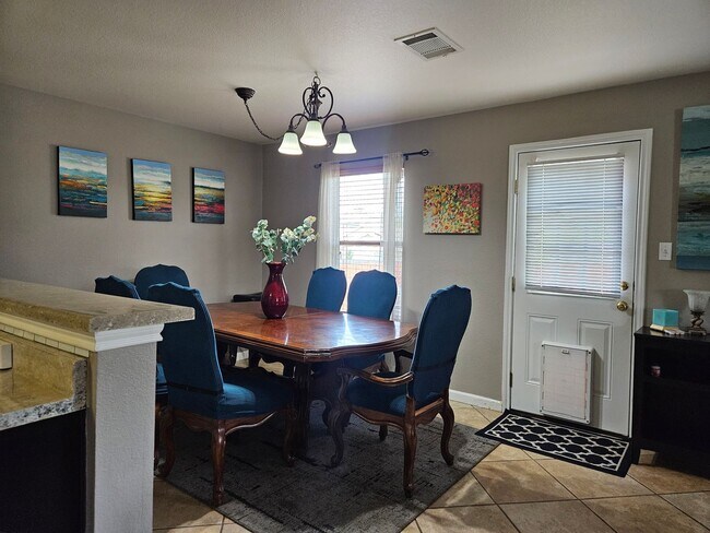 Building Photo - Furnished 4-Bedroom Home in Buda – Price J...
