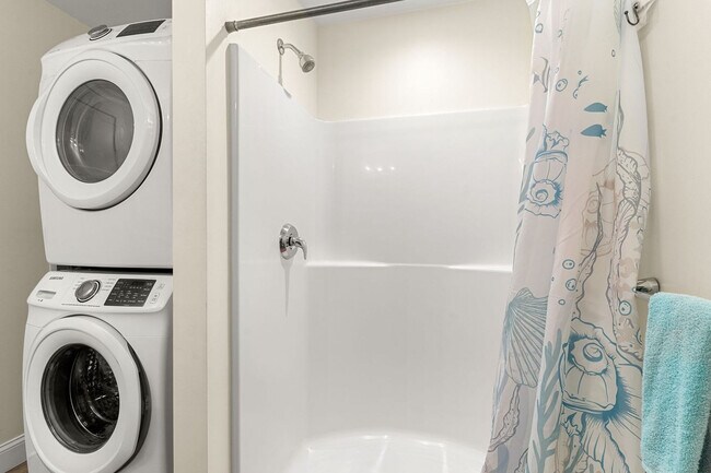 Building Photo - 128 Ashworth Ave