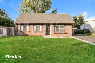 Building Photo - 711 Linden Ct