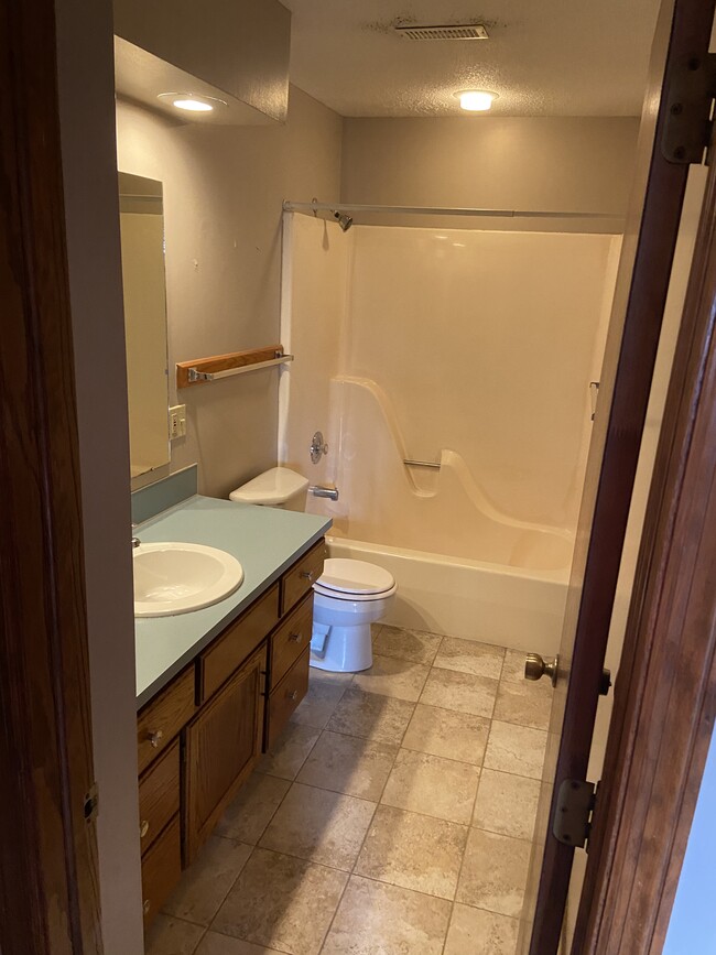 Building Photo - 4123 Avenue C