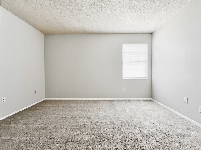 Building Photo - 1017 Whalebone Bay Dr