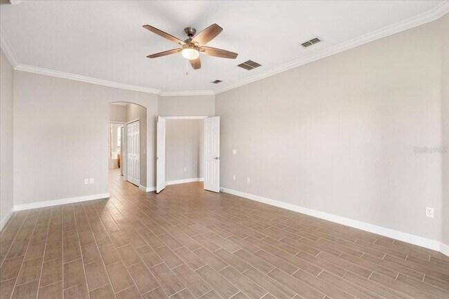 Building Photo - 2580 Channel Way