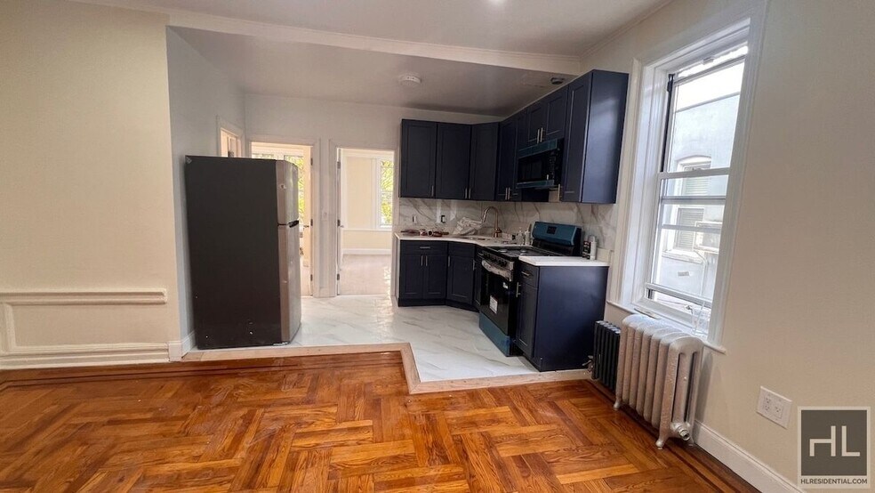 Building Photo - 317 E 49th St
