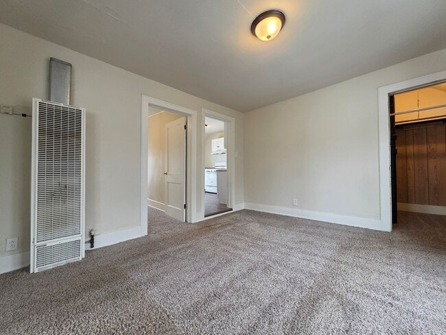 Building Photo - 1020 Berner St