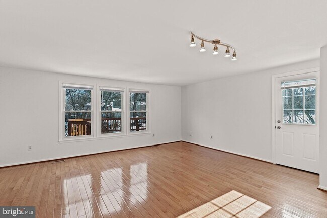 Building Photo - 14428 Black Horse Ct