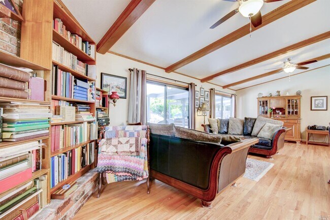 Building Photo - 3340 Terra Linda Dr