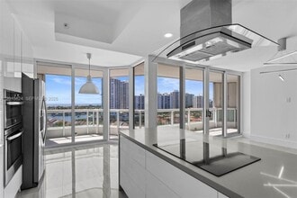 Building Photo - 21055 Yacht Club Dr