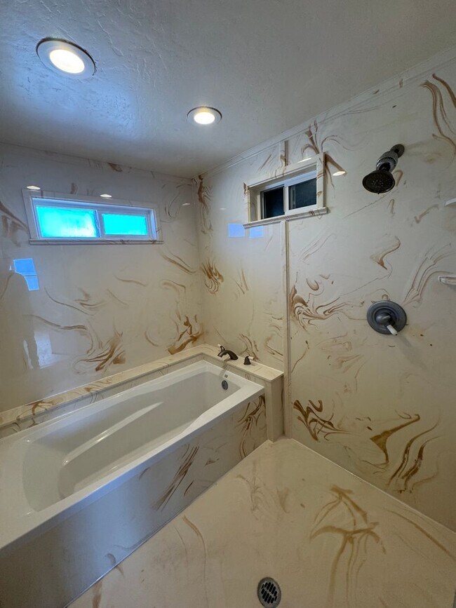 Building Photo - 3-Bedroom Home with Spectacular Views and Immaculate Care in Nipomo