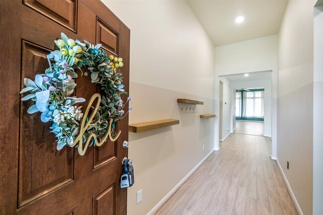 Building Photo - 8123 Cheyenne Hills Trail