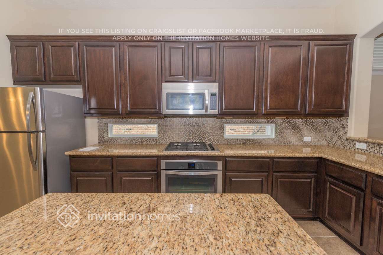 Building Photo - 30810 Academy Trace Dr