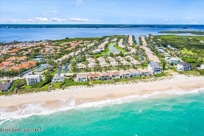 Building Photo - 421 Moray Pl