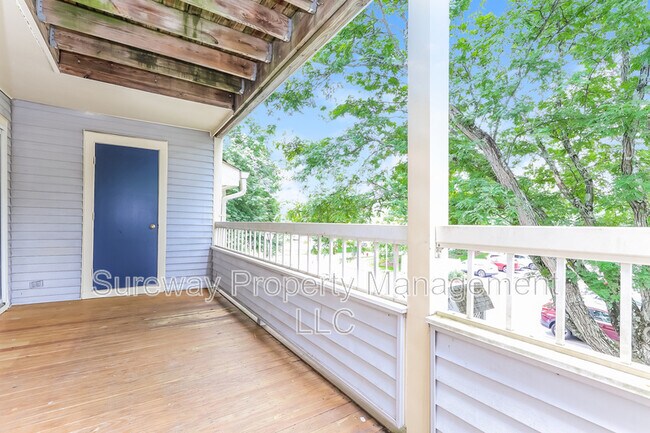 Building Photo - 108 Lowell Ct