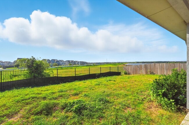 Building Photo - 1544 Devine Lake Bnd