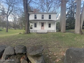 Building Photo - 33 Parsonage Rd