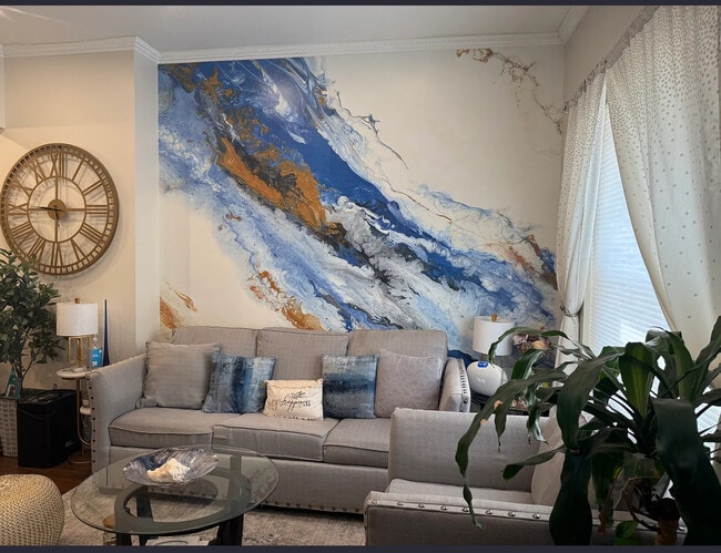 Building Photo - 2007 Kater St