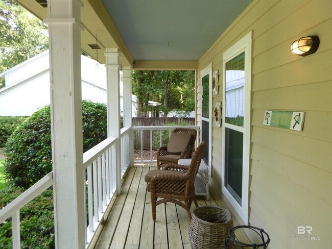 Building Photo - 19307 Scenic Hwy 98