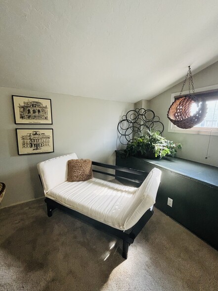 Living Rm - lounge area - 1954 E 123rd St