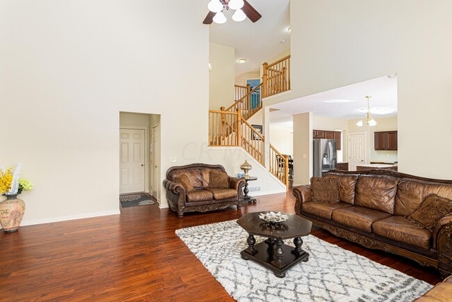 Building Photo - 5830 Prospect Ln