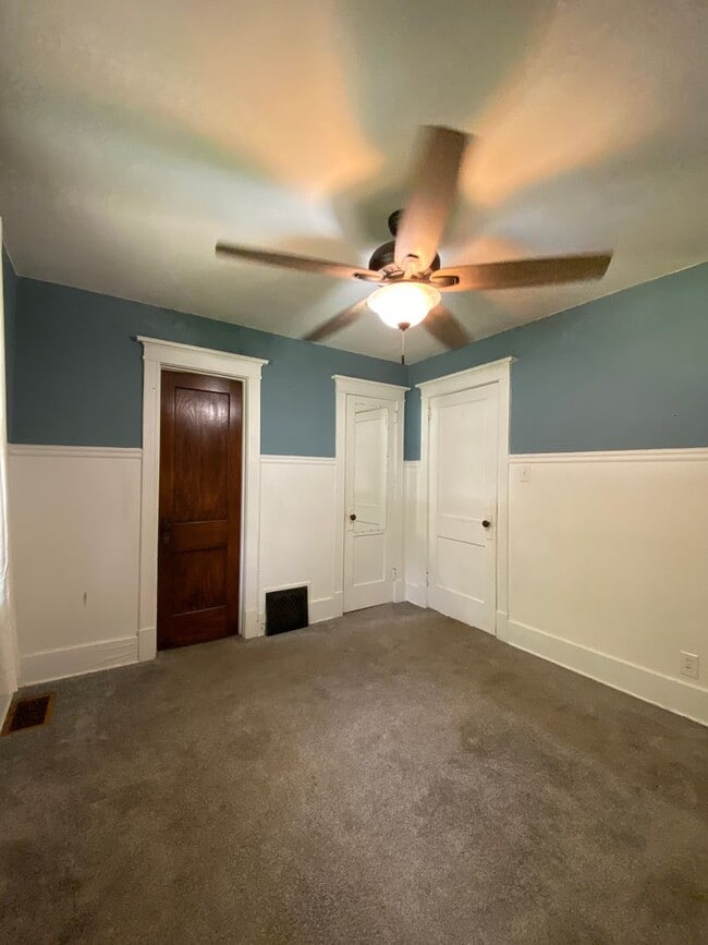 Building Photo - Beautiful 2 Bedroom Single Family Home in ...