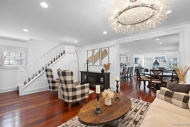 Building Photo - 691 Wallace St