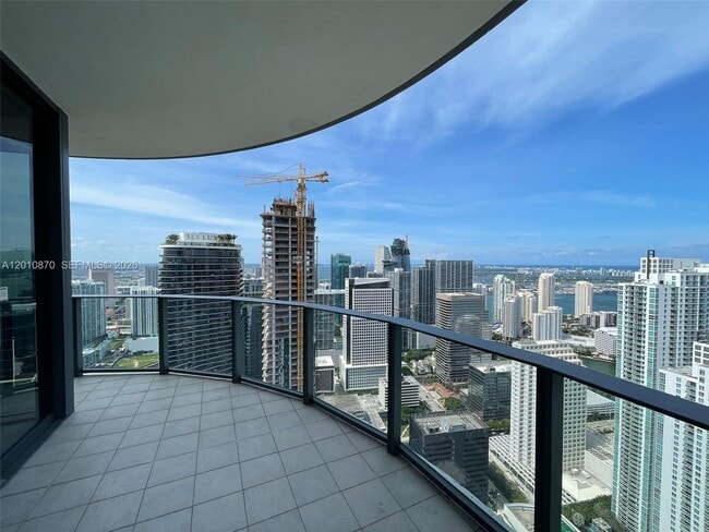 Building Photo - 1000 Brickell Plaza