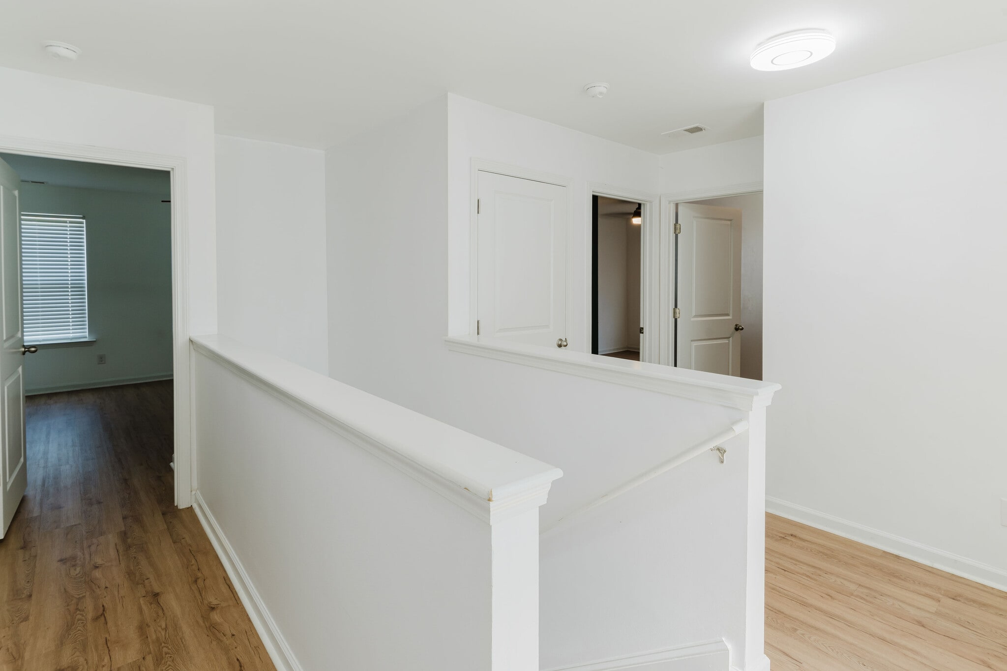 Building Photo - 204 Mascot Ct